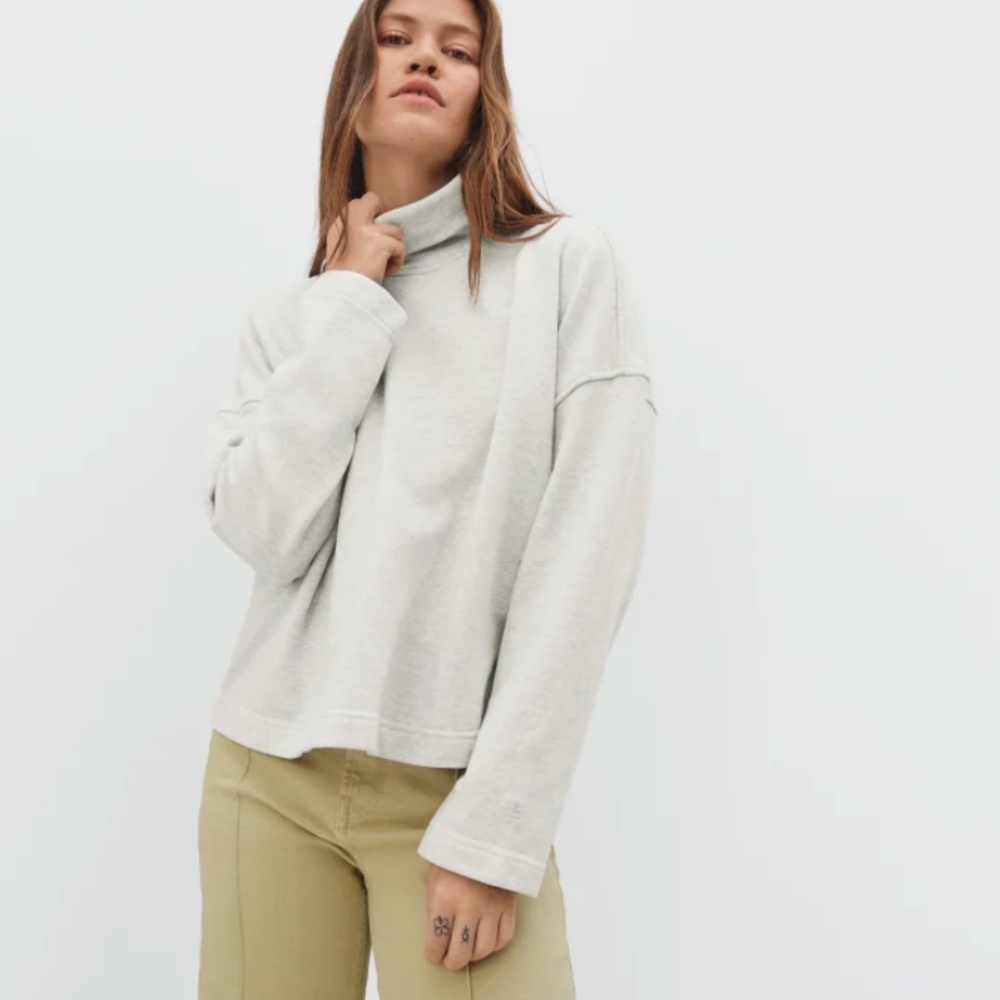 EVERLANE The Turtleneck Sweatshirt High Neck Boxy Long Sleeve Light Gray